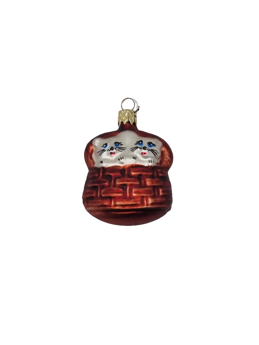 European Glass Christmas ornament of a Cats| Kittens in basket (F)